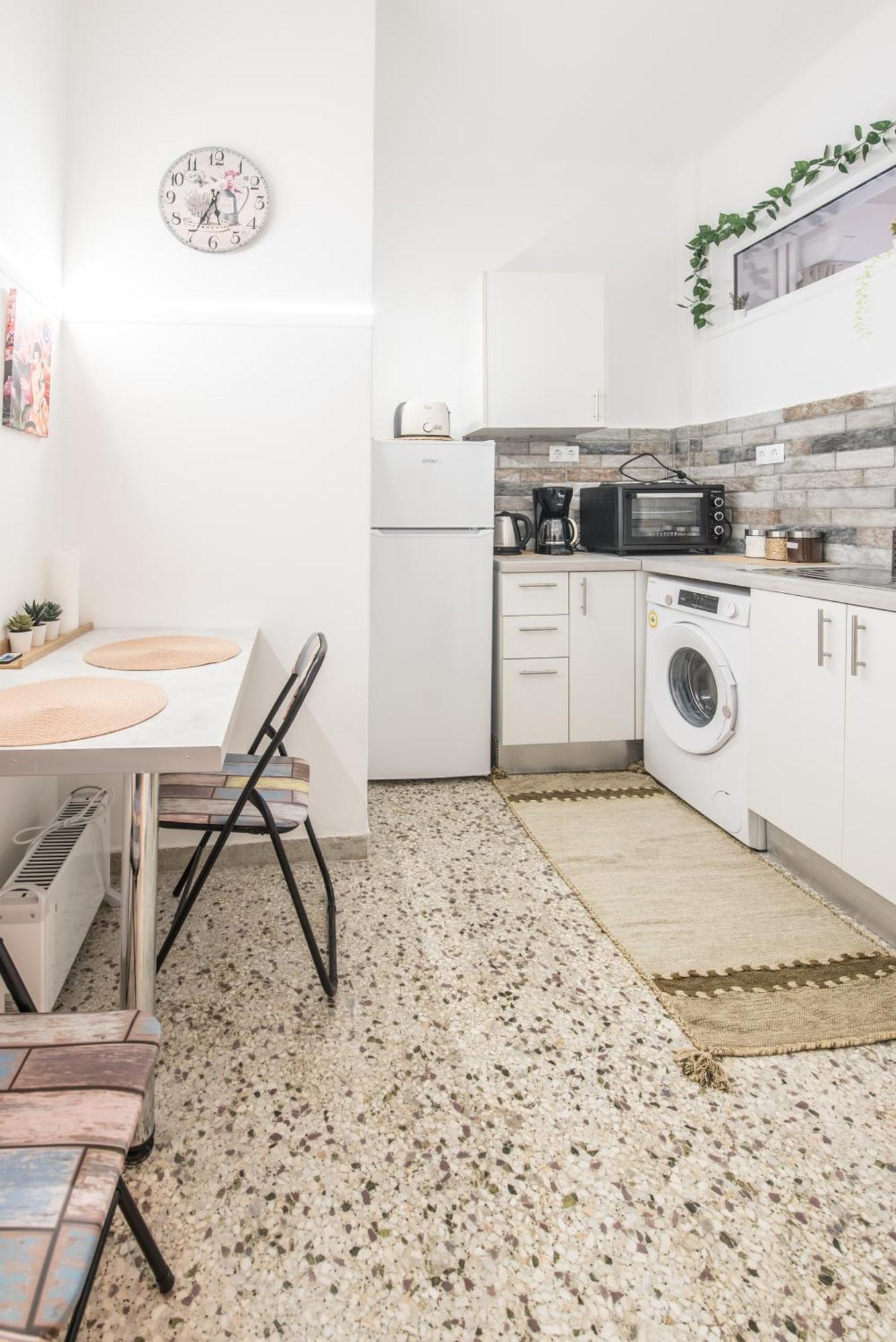 Apartment Beautiful In Athens.