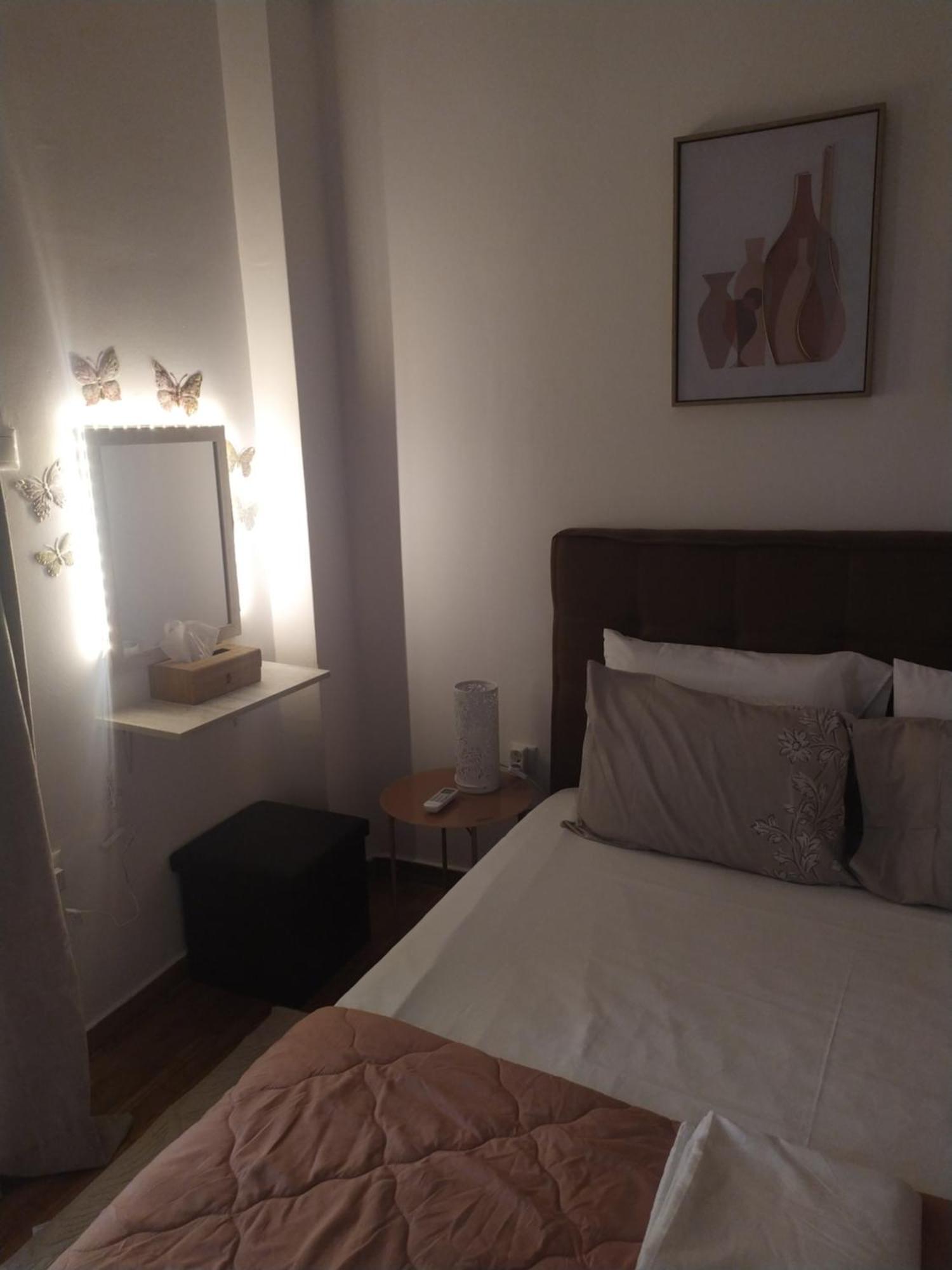 Apartment Beautiful In Athens. *